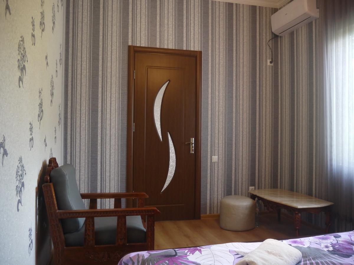 Guest House Ukimerioni Kutaisi Exterior photo